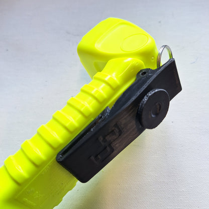 Pelican 3415 Mountable Invert Clip
